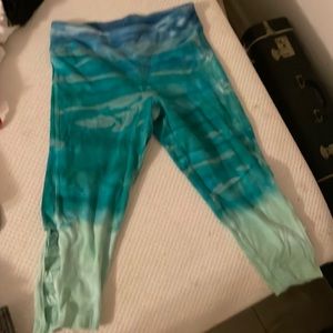 Earth yoga size small